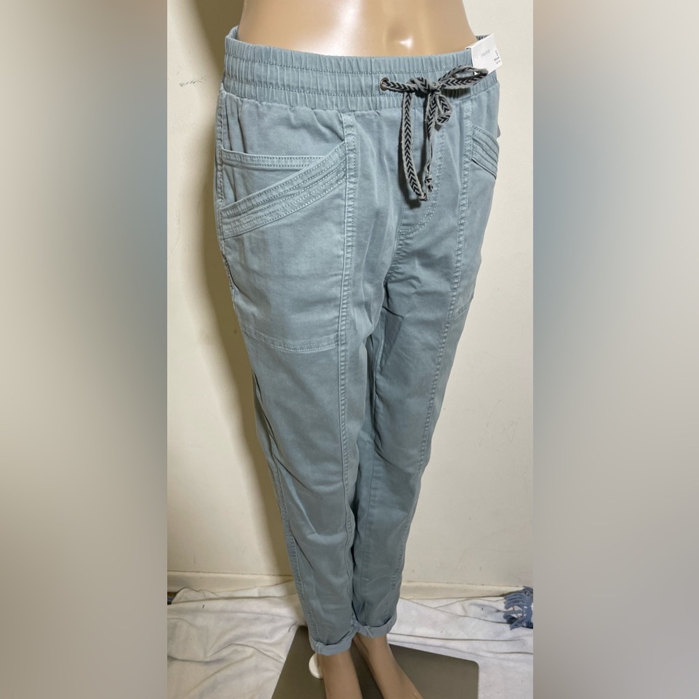 Maurices Sz S pull on Weekender Pants tapered regular high rise ankle folded